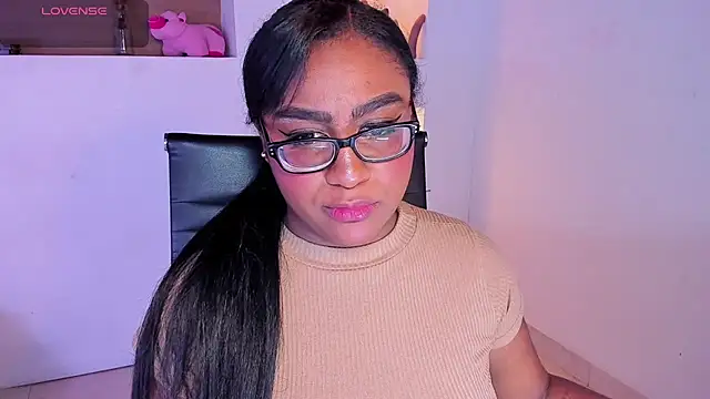 Snapshot of BlakmillerrGilson chatting on 28, 1, 2025 BlakmillerrGilson online show from 28, 1, 2025