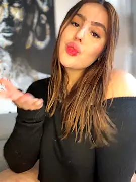 ValerieHilton online show from 19, 10, 2025