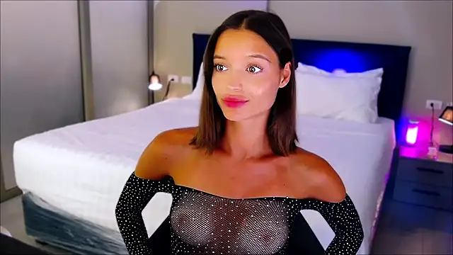 wow Mia online show from 21, 2, 2025