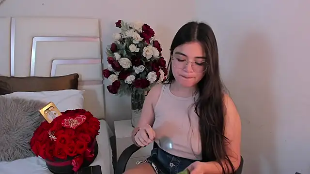 CamilaSofiia online show from 15, 2, 2025