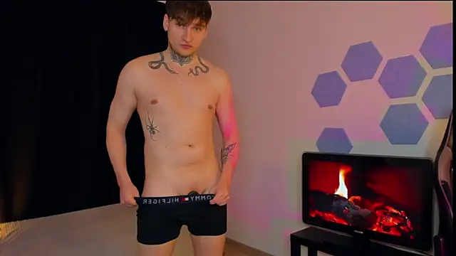 Chris Tyson online show from 5, 2, 2025