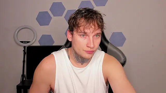 Chris Tyson online show from 19, 10, 2025