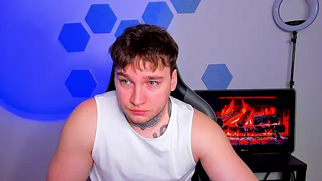 Chris Tyson online show from 25, 2, 2026