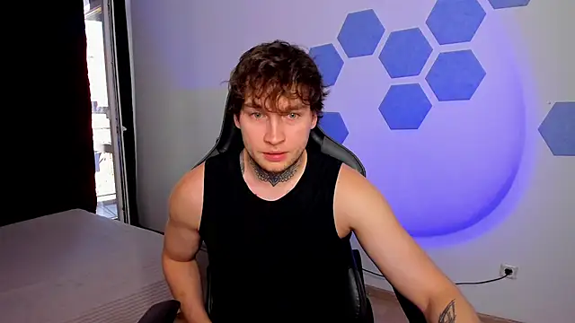 Snapshot of Chris_Tyson chatting on 4, 8, 2026 Chris Tyson online show from 4, 8, 2026