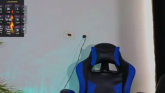 Snapshot of EdwardRoss_ chatting on 7, 11, 2025 EdwardRoss online show from 7, 11, 2025