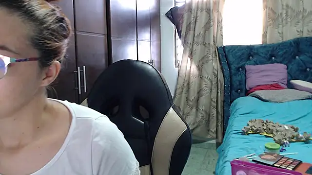 Kate lorens9 online show from 27, 10, 2025