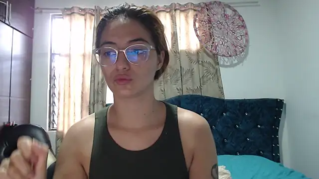 Kate lorens9 online show from 11, 11, 2025