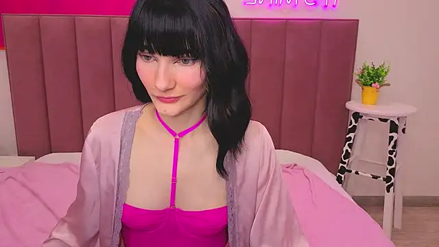 Lili flowerr online show from 16, 4, 2026