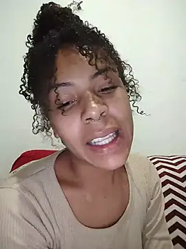 Julia Pretinha online show from 20, 6, 2026