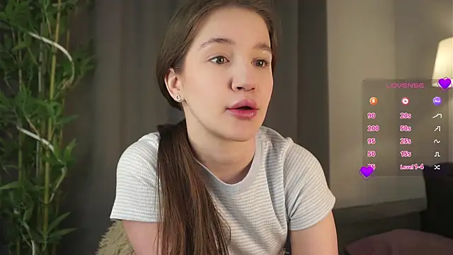 AmiLewis online show from 5, 2, 2025