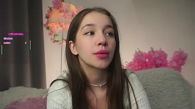 AmiLewis online show from 24, 10, 2025