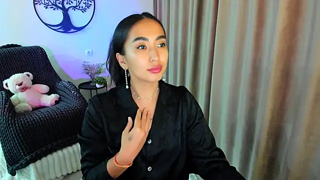 worldofkim online show from 11, 11, 2025