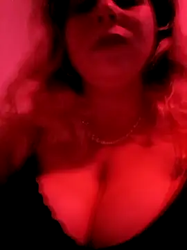 Snapshot of DenisaMarianaXXX chatting on 20, 9, 2025 DenisaMarianaXXX online show from 20, 9, 2025