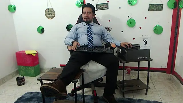 Snapshot of KalethBigDick chatting on 19, 6, 2026 KalethBigDick online show from 19, 6, 2026