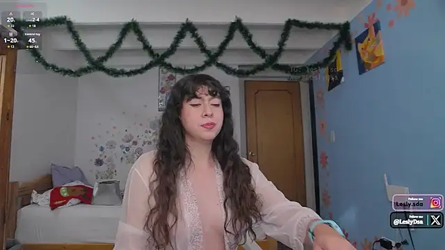 leslyyu online show from 3, 12, 2025