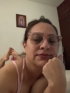Snapshot of brendasexywet chatting on 18, 9, 2025 brendasexywet online show from 18, 9, 2025