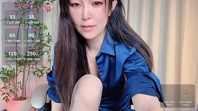 Ada-xixi online show from 12, 11, 2025