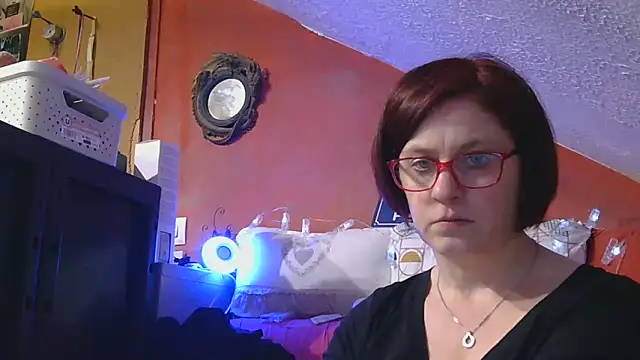 Snapshot of lanax chatting on 21, 4, 2026 lanax online show from 21, 4, 2026