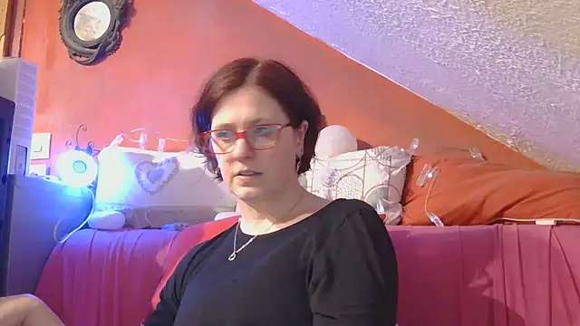 Snapshot of lanax chatting on 12, 5, 2026 lanax online show from 12, 5, 2026