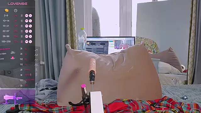 Meukotis online show from 11, 10, 2025