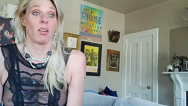 Glamazonx online show from 17, 2, 2026