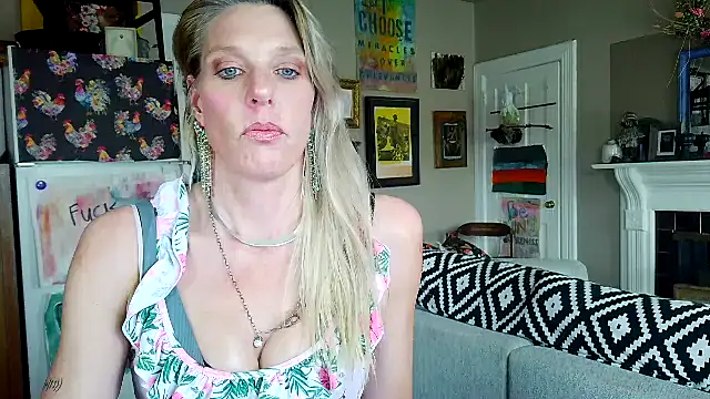 Glamazonx online show from 23, 3, 2026