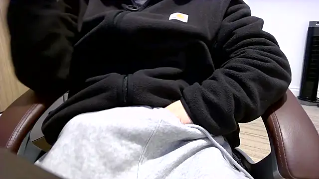 alwayshornyuk online show from 13, 2, 2026