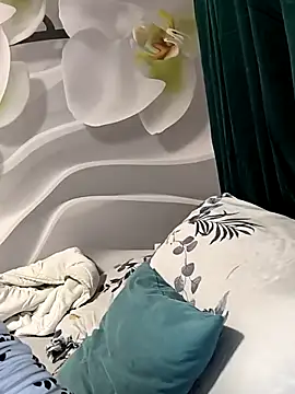 jusichka online show from 28, 2, 2025