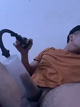 yObal-hot online show from 14, 4, 2026