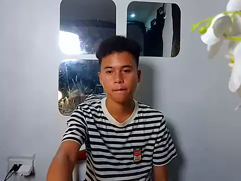 Asiantwink21 online show from 24, 9, 2025