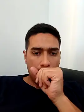 Snapshot of Marceloarri123 chatting on 9, 10, 2025 Marceloarri123 online show from 9, 10, 2025