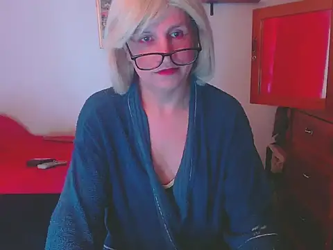 LorenJade online show from 17, 12, 2025