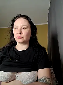 AlexaLexie online show from 5, 4, 2026