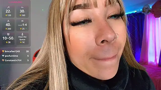 Snapshot of leahtemptation3 chatting on 26, 2, 2025 leahtemptation3 online show from 26, 2, 2025