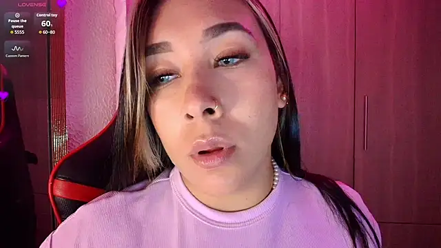 leahtemptation3 online show from 4, 4, 2026