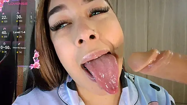 leahtemptation3 online show from 19, 6, 2026