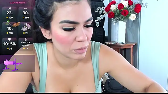 Snapshot of Arianna_Jones1 chatting on 5, 3, 2025 Arianna Jones1 online show from 5, 3, 2025