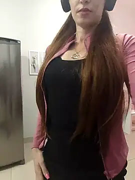 Irresistible24 online show from 2, 11, 2025