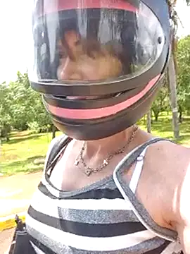 Irresistible24 online show from 1, 2, 2026