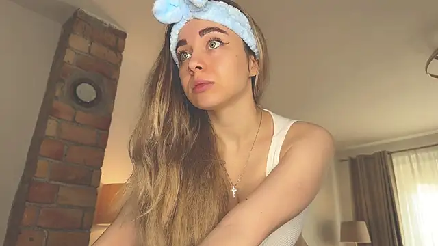 hotexclusive  online show from 2, 12, 2024