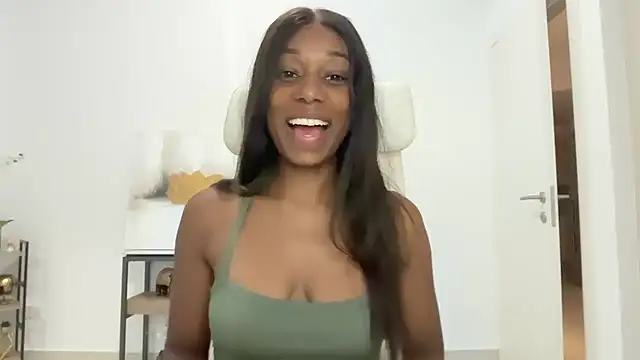 Snapshot of smileybabe chatting on 9, 6, 2026 smileybabe online show from 9, 6, 2026