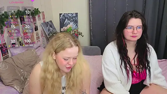 Snapshot of ss-katekisa-ss chatting on 21, 4, 2026 ss-katekisa-ss online show from 21, 4, 2026
