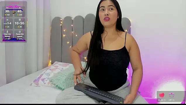 andrea osorio  online show from 22, 10, 2025