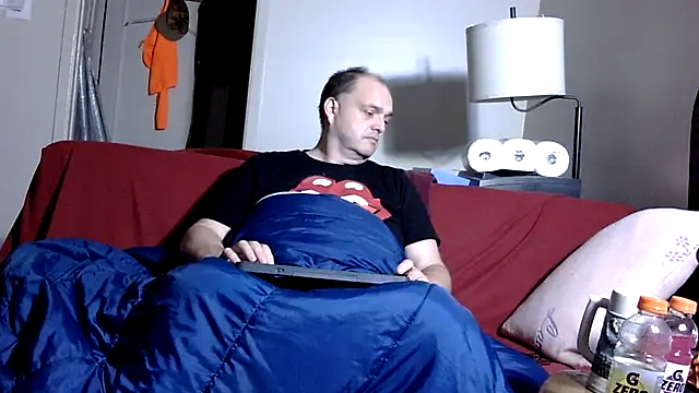 Snapshot of caressonnous chatting on 10, 11, 2025 caressonnous online show from 10, 11, 2025