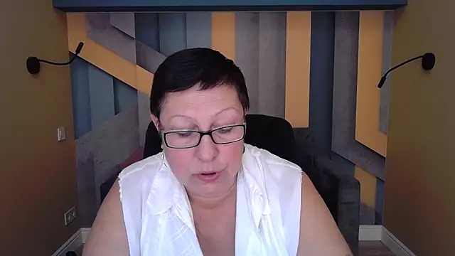 BarbaraTurners online show from 15, 10, 2025