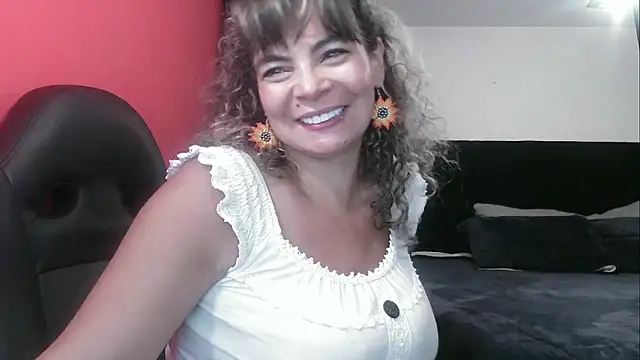 charlotedoll online show from 14, 10, 2025