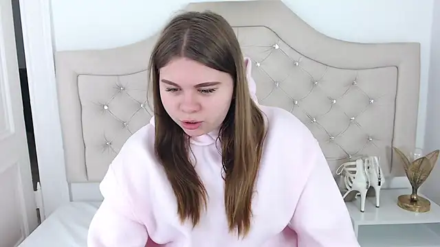 Snapshot of AbbyPleasure chatting on 16, 12, 2024 AbbyPleasure online show from 16, 12, 2024