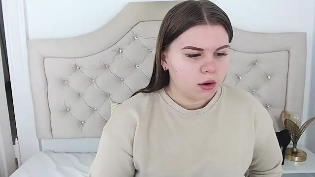 Snapshot of AbbyPleasure chatting on 8, 1, 2025 AbbyPleasure online show from 8, 1, 2025