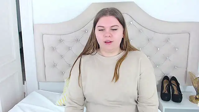 Snapshot of AbbyPleasure chatting on 7, 2, 2025 AbbyPleasure online show from 7, 2, 2025