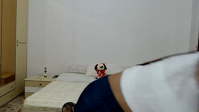 ZajiraShane online show from 9, 10, 2025